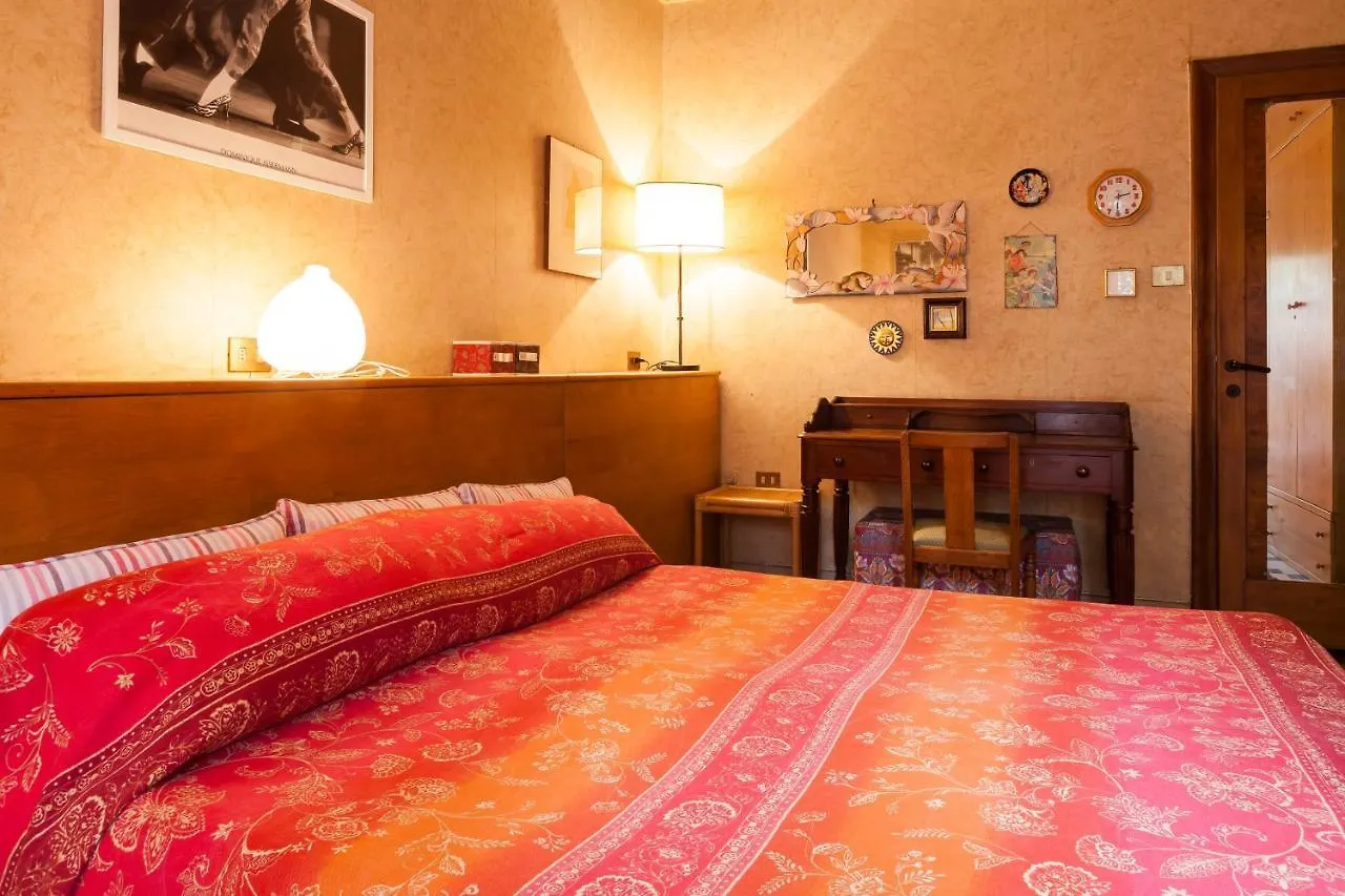 Bed & Breakfast Ponte Della Musica A Roma 0*,  Italia